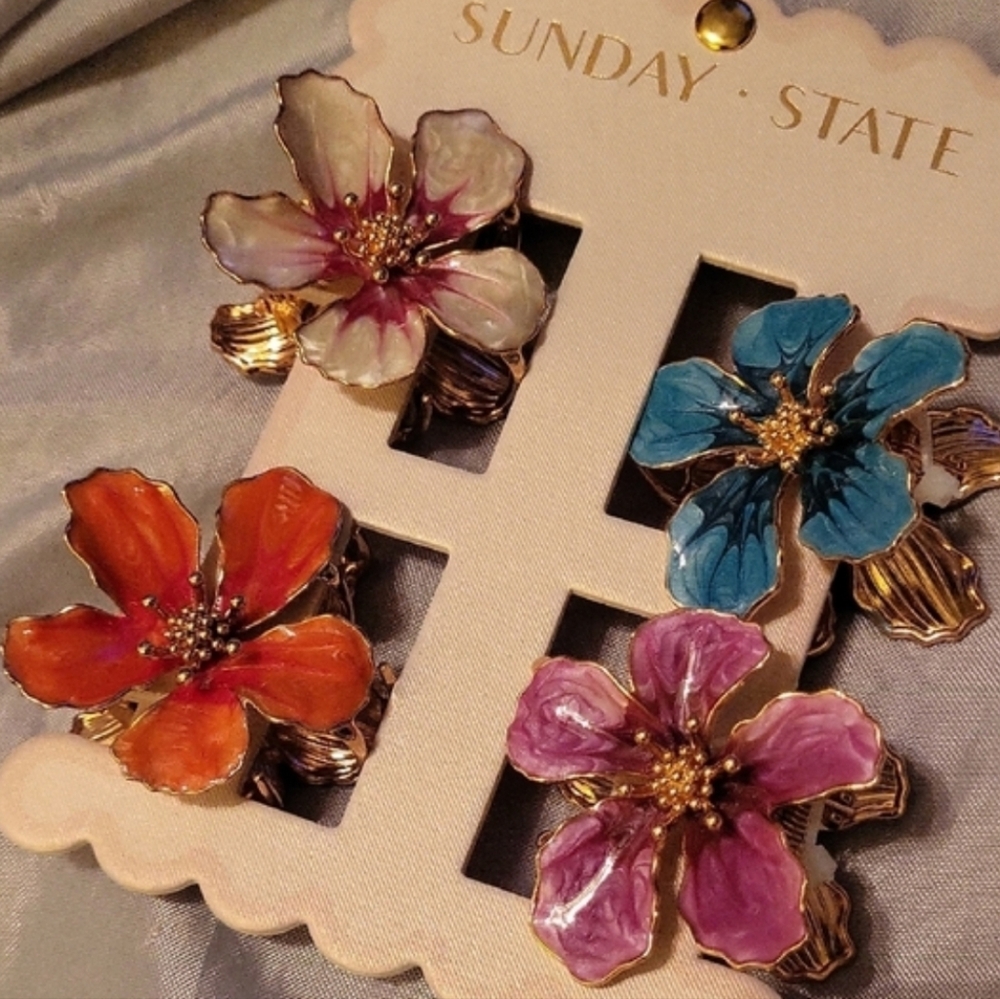 Floral Hair Clips Set - Multicolor Flower Brand New TL Rt LS M